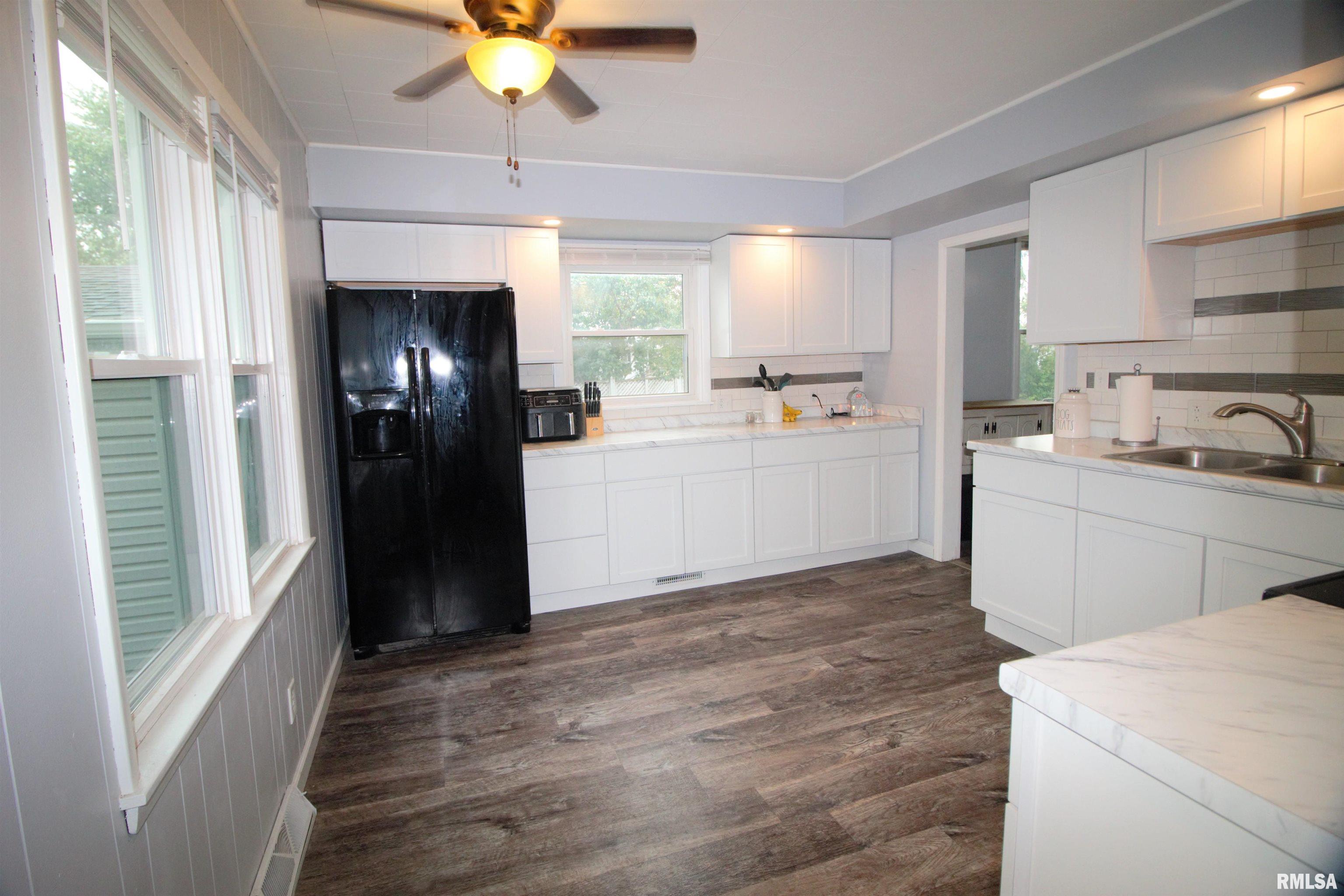 206 West A Street Alpha, IL 61413 - Photo 8 of 18 Gallery Image 8