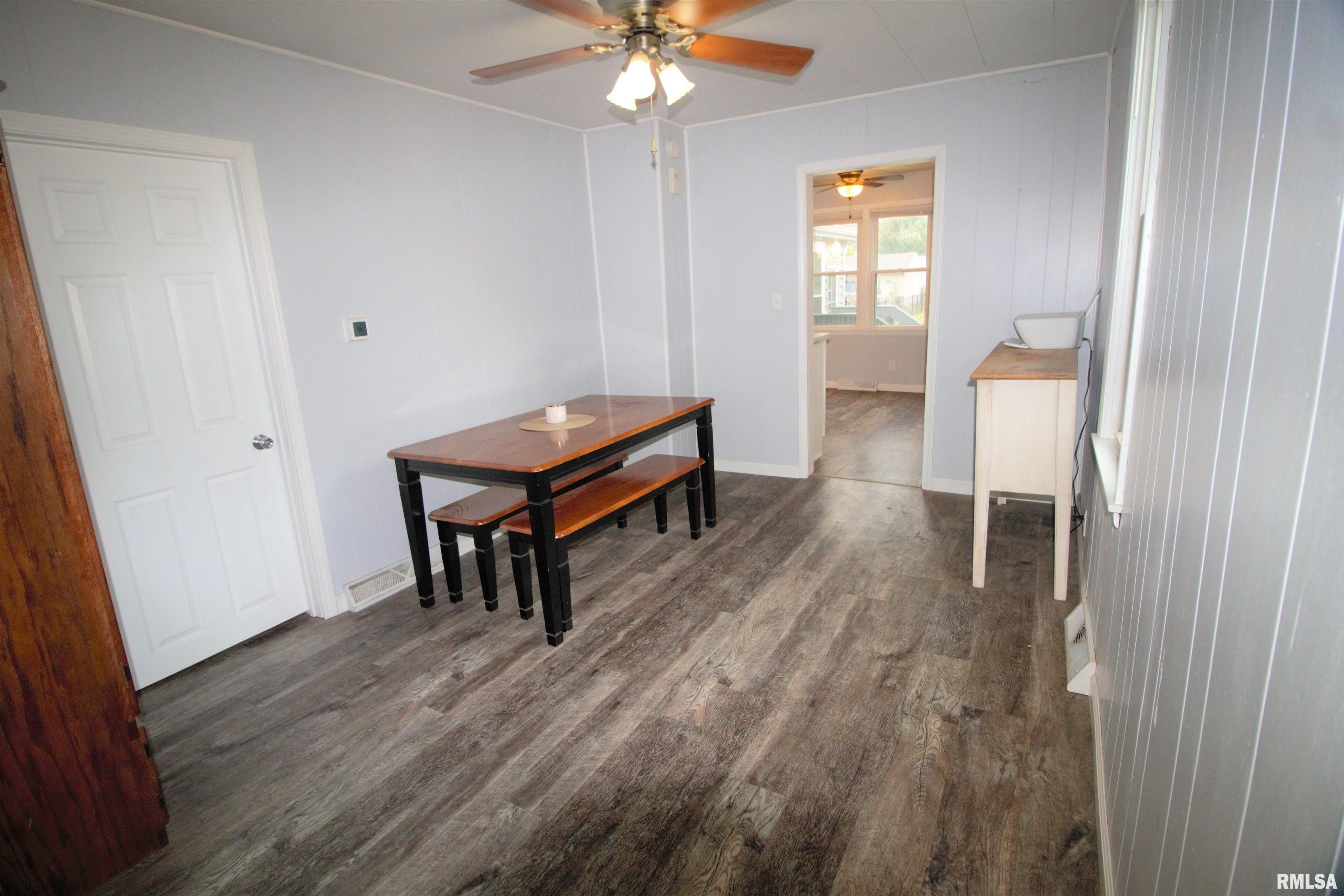 206 West A Street Alpha, IL 61413 - Photo 10 of 18 Gallery Image 10