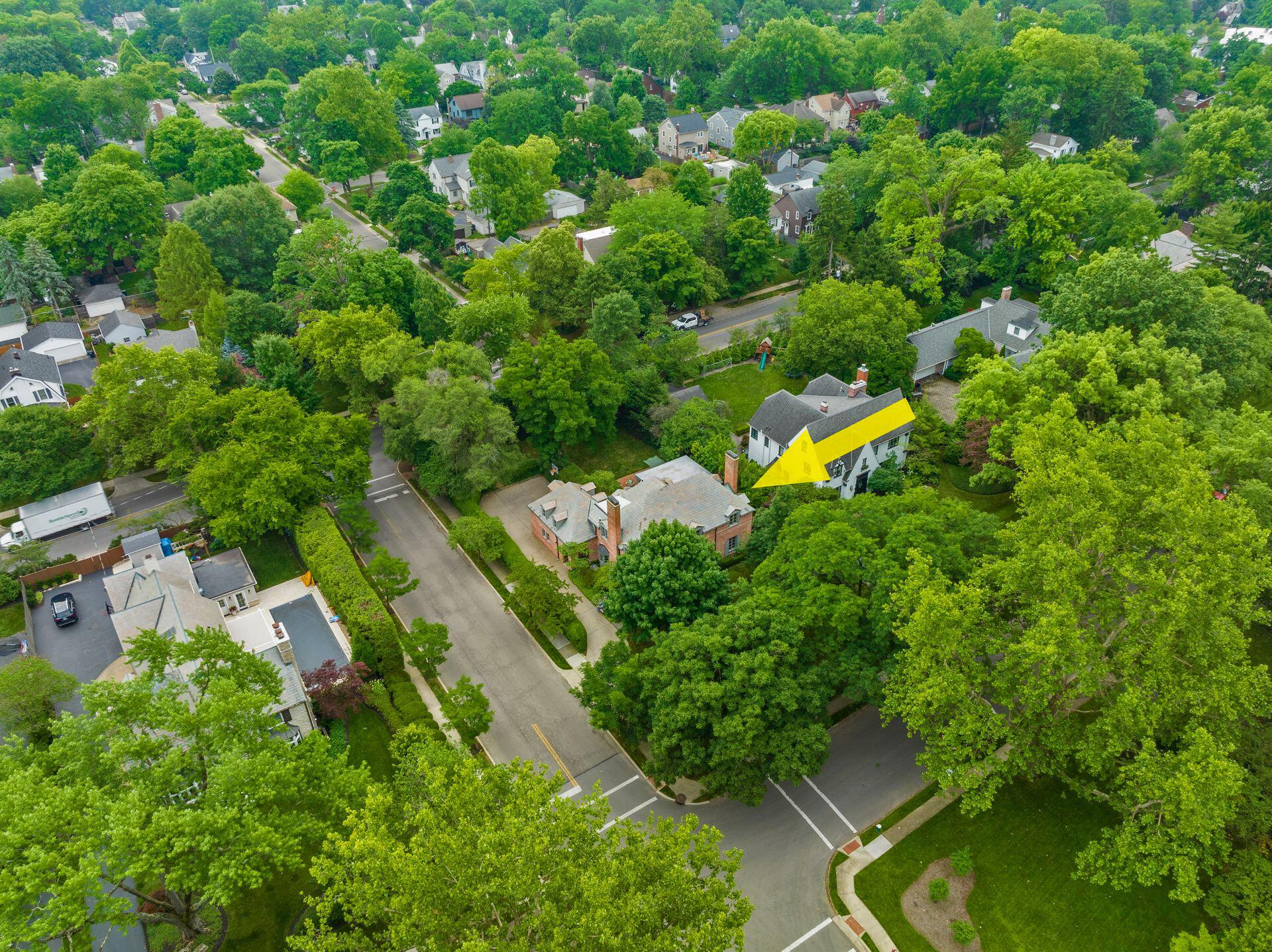 180 Ashbourne Road Columbus, OH 43209 - Photo 61 of 62 Aerial View