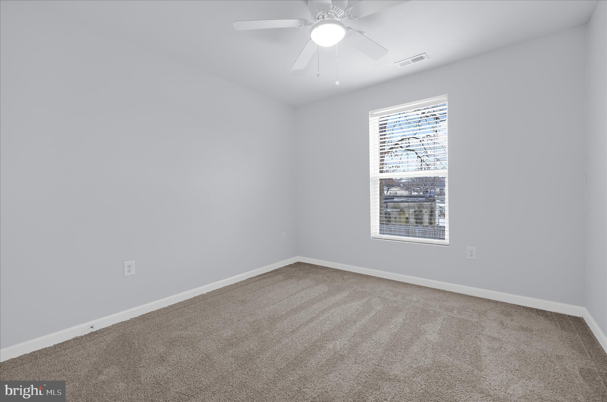3009 Noahs Way Pasadena, MD 21122 - Photo 26 of 44 an empty room with windows