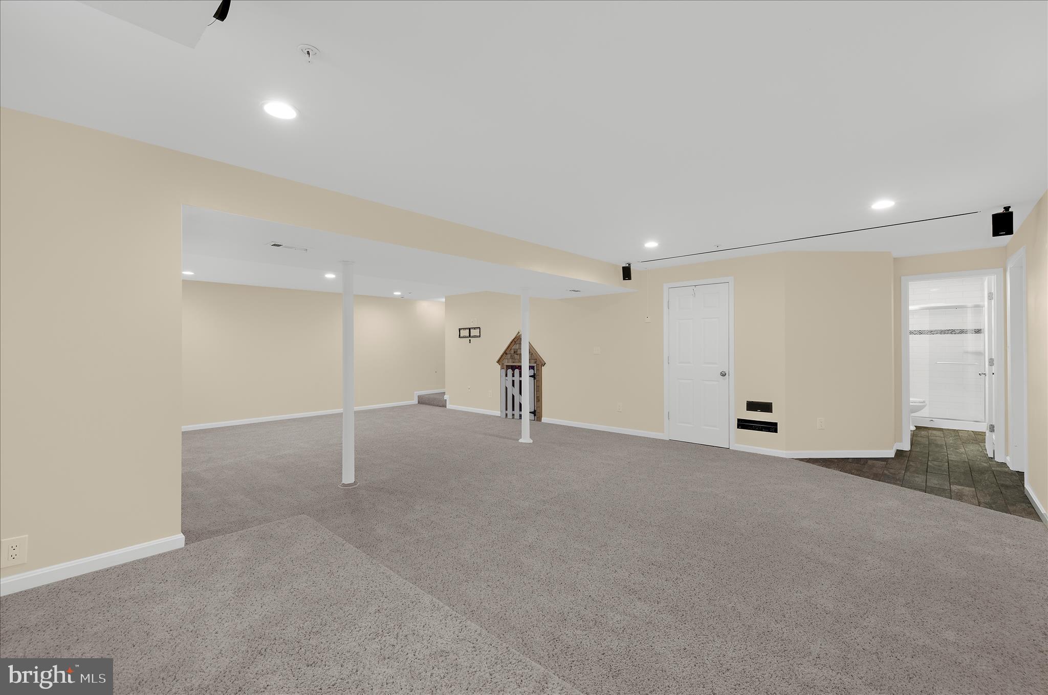 3009 Noahs Way Pasadena, MD 21122 - Photo 41 of 44 a view of empty room
