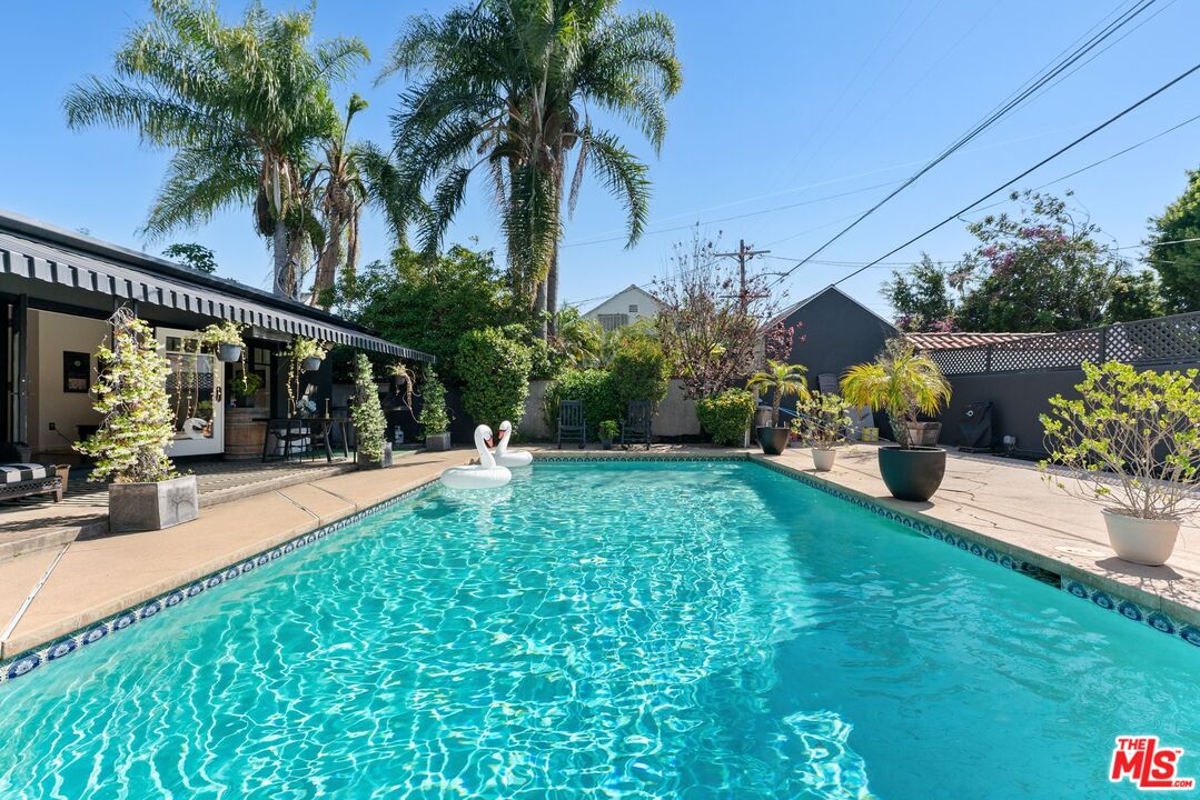 1903 Preuss Road Los Angeles, CA 90034 - Photo 31 of 44 Gallery Image 31