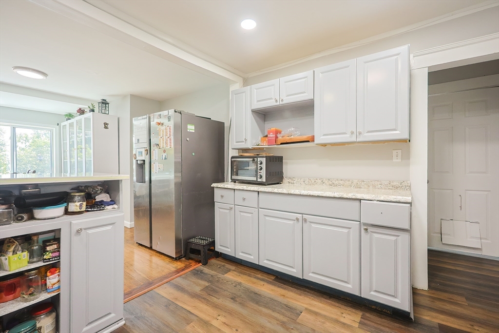 867 North Shore Road Revere, MA 02151 - Photo 5 of 34 Gallery Image 5