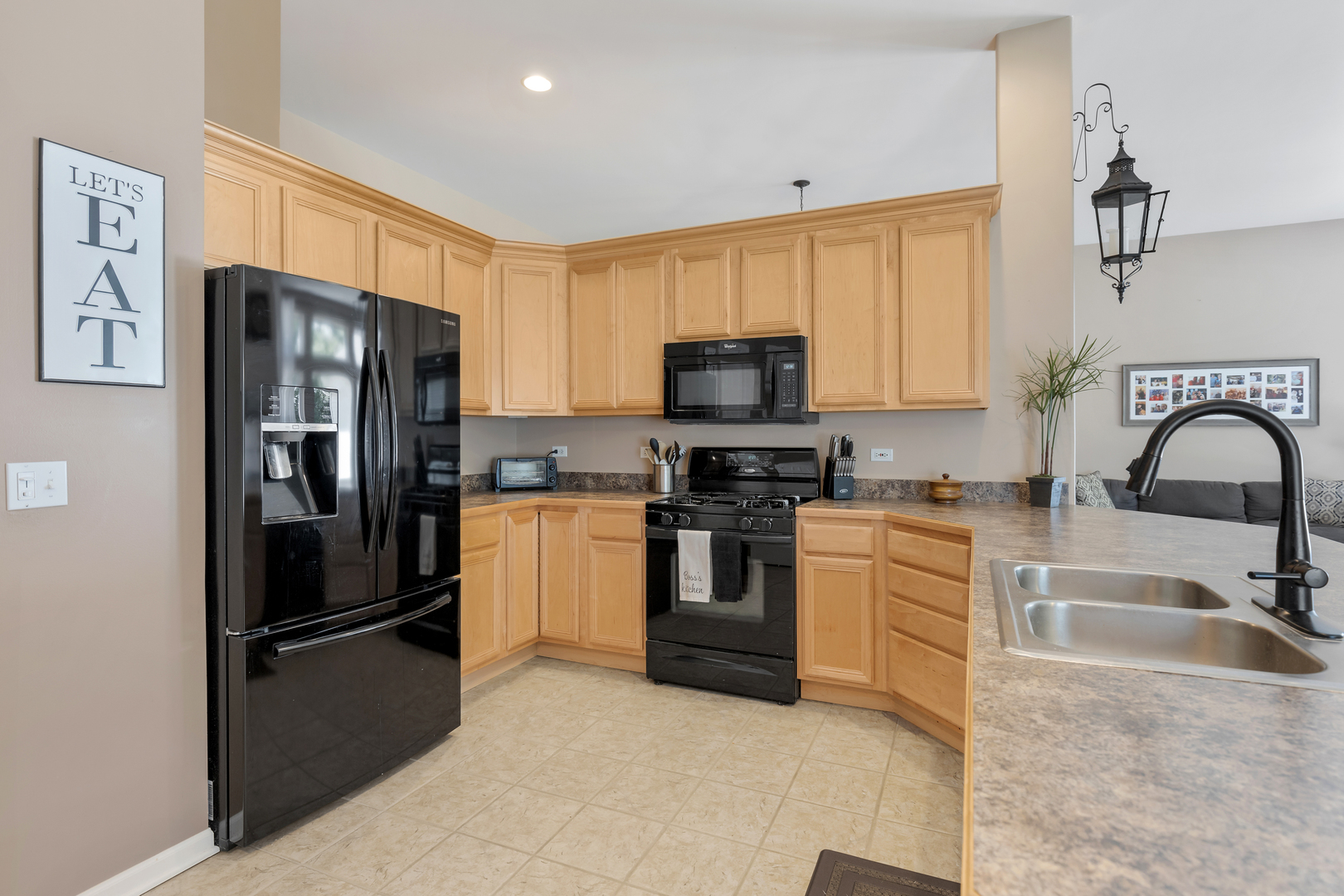 34429 Bluestem Road Round Lake, IL 60073 - Photo 9 of 23 Gallery Image 9