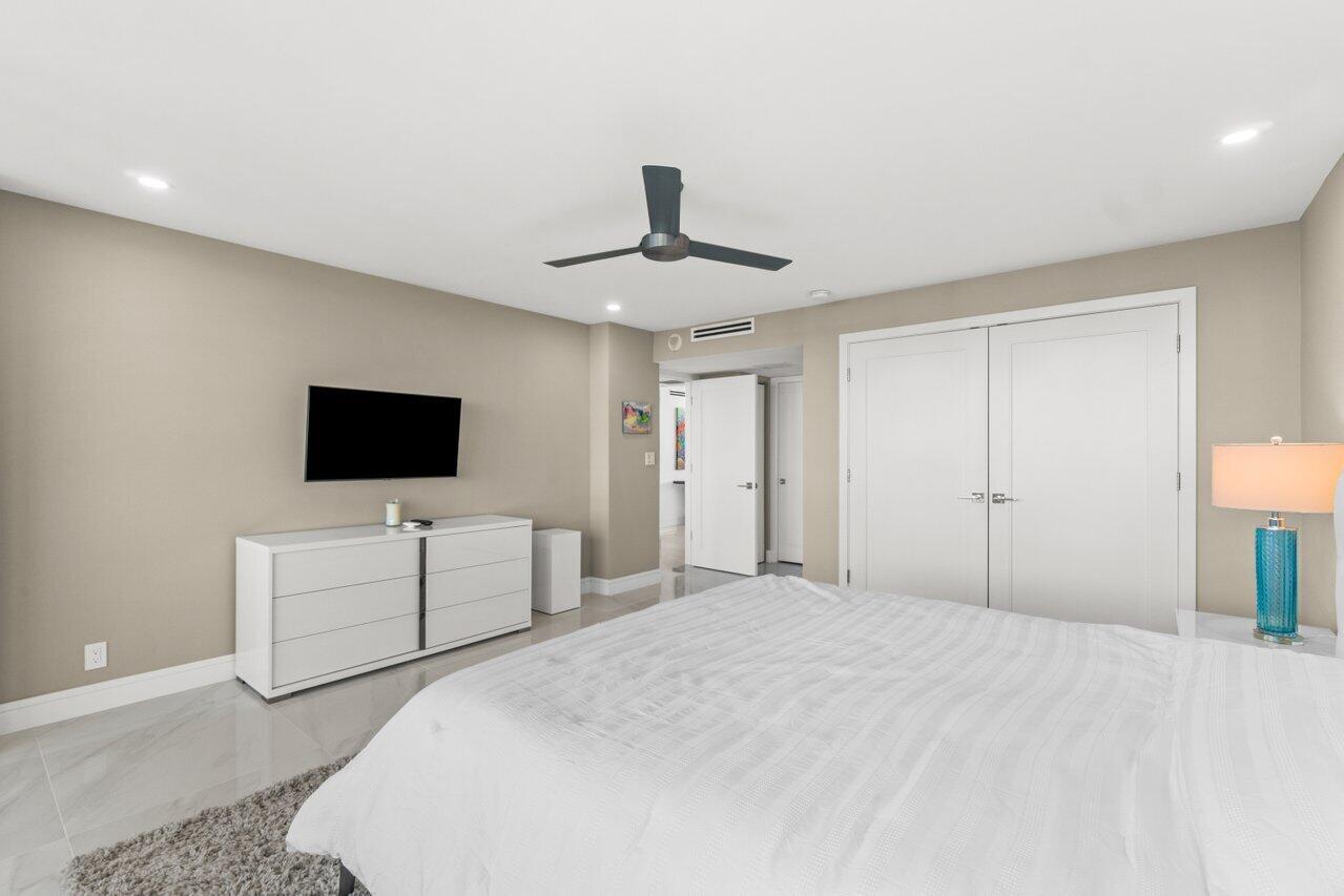 2000 South Ocean Boulevard, Unit 5E Boca Raton, FL 33432 - Photo 17 of 68 021-2000SouthOceanBoulevard-Unit5E-BocaR