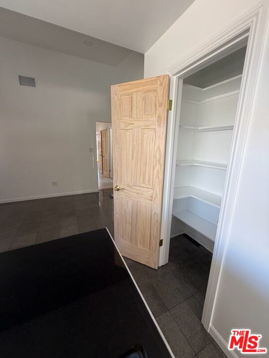 3900 Castlerock Road Malibu, CA 90265 - Photo 33 of 52 a view of an empty room