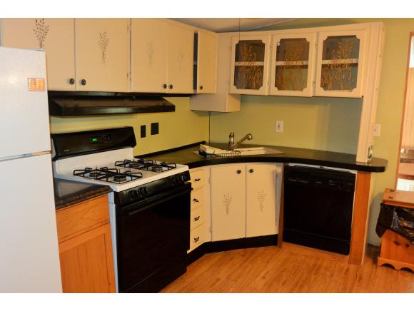 198 Exeter Road Epping, NH 03042 - Photo 4 of 14