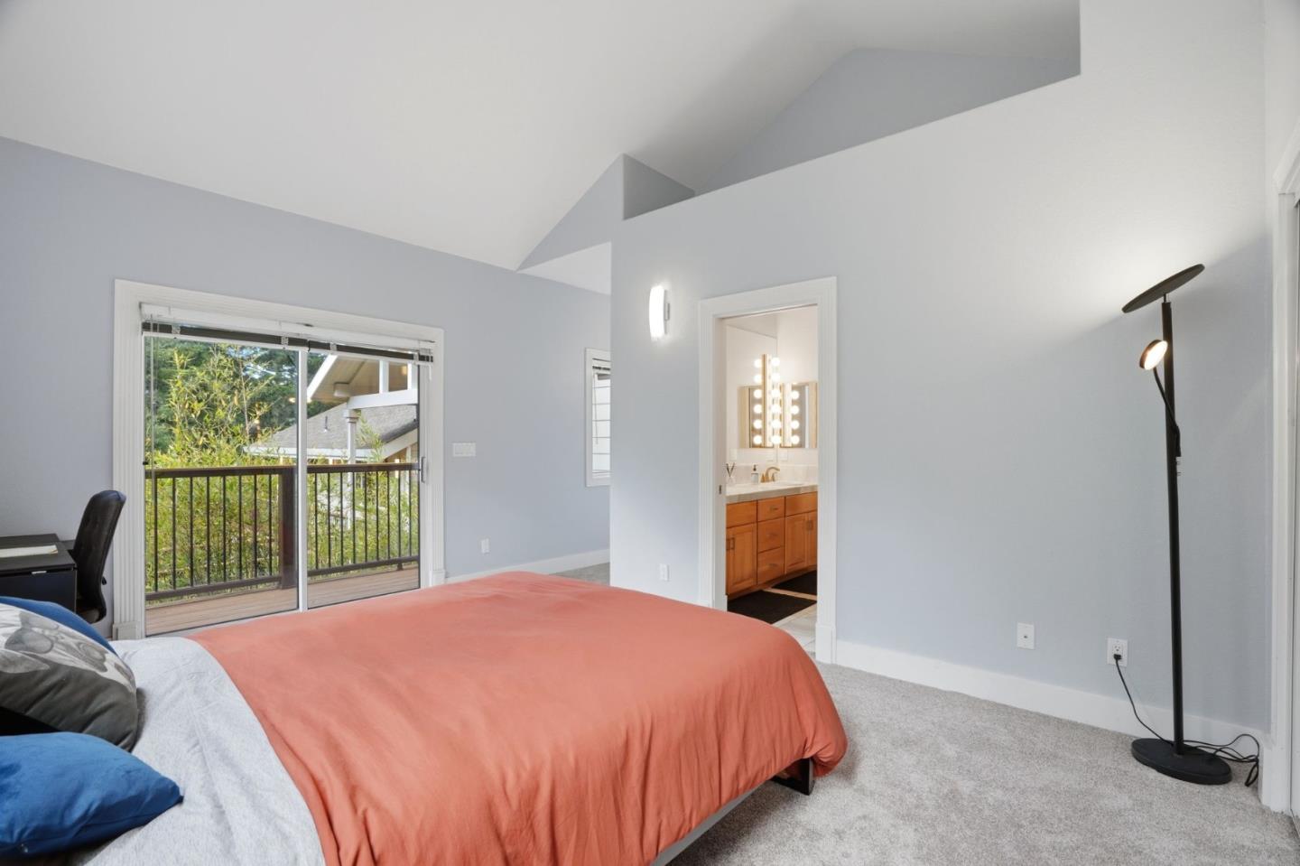 24106 Deer Path Road Saratoga, CA 95070 - Photo 34 of 68