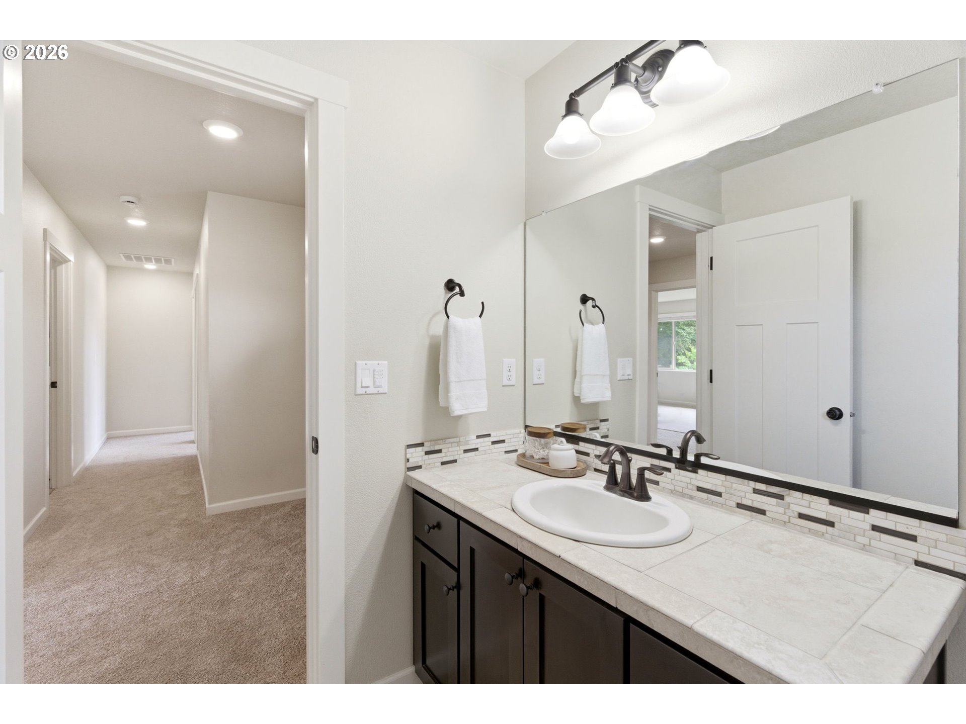 8702 Southwest Vale Court Wilsonville, OR 97070 - Photo 24 of 47
