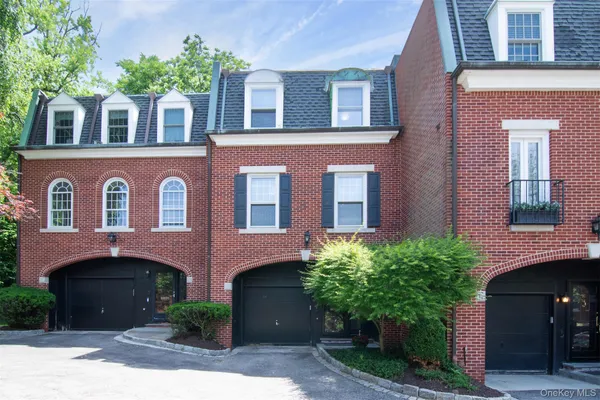 $7,000 | 152 Broadway, Unit 15, Dobbs Ferry, NY 10522