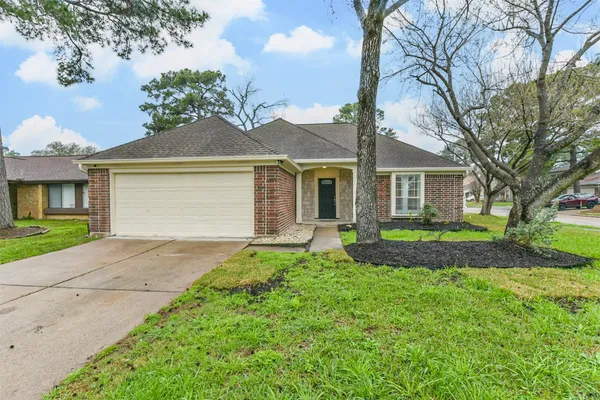 $1,950 | 9202 Bayou Bluff Drive, Spring, TX 77379