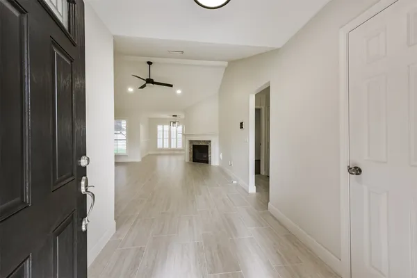 $1,950 | 9202 Bayou Bluff Drive, Spring, TX 77379
