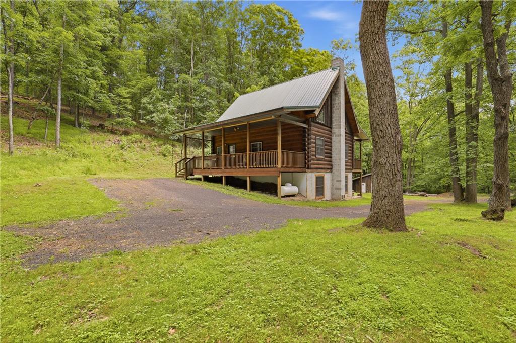 390 Logsdon Hollow Road Hyndman, PA 15545 - Photo 2 of 28