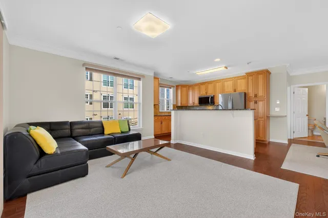 $425,000 | 2408 Bennington Drive, Fishkill, NY 12524