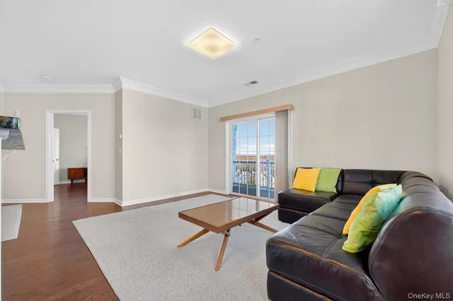 $425,000 | 2408 Bennington Drive, Fishkill, NY 12524