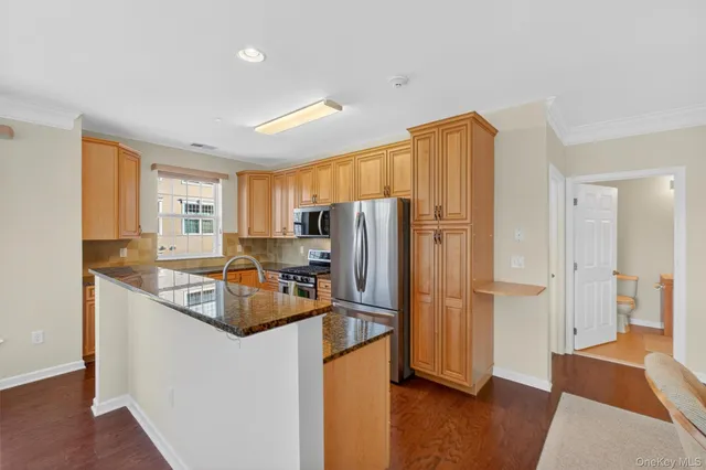 $425,000 | 2408 Bennington Drive, Fishkill, NY 12524