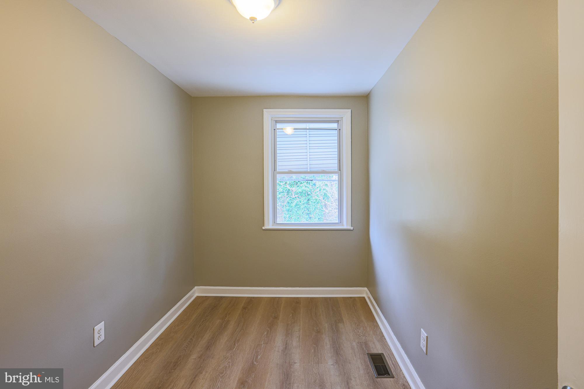 2454 Terra Firma Road Baltimore, MD 21225 - Photo 26 of 44 Third bedroom