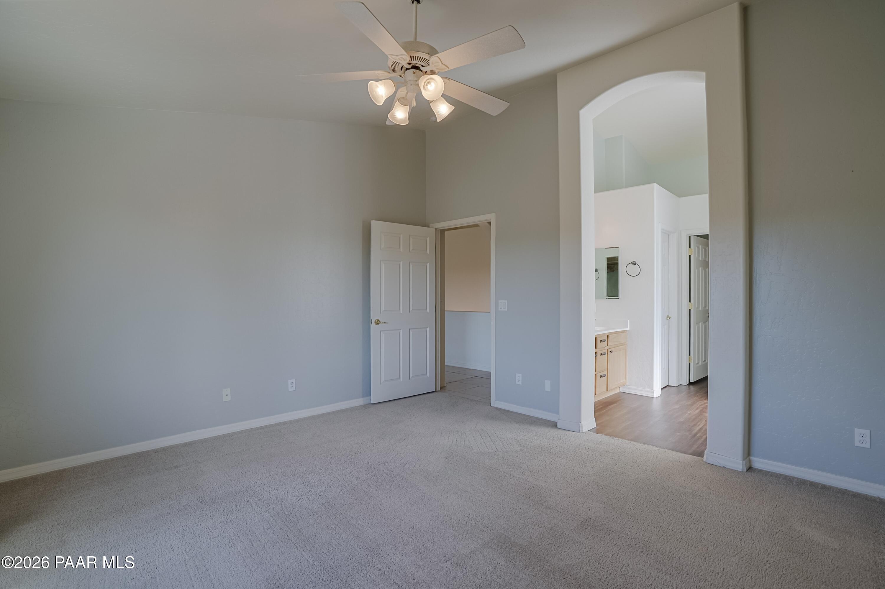831 Peppermint Way Prescott, AZ 86305 - Photo 14 of 41 Primary Bedroom