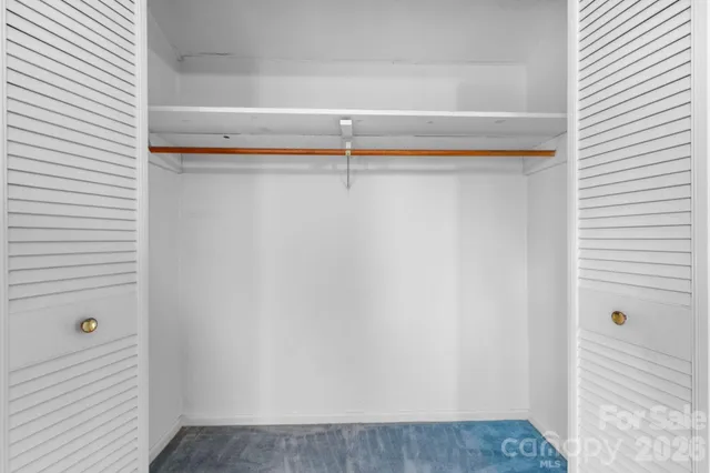 $385,000 | 1767 12th St Drive Northwest, Hickory, NC 28601