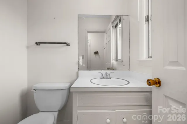 $385,000 | 1767 12th St Drive Northwest, Hickory, NC 28601