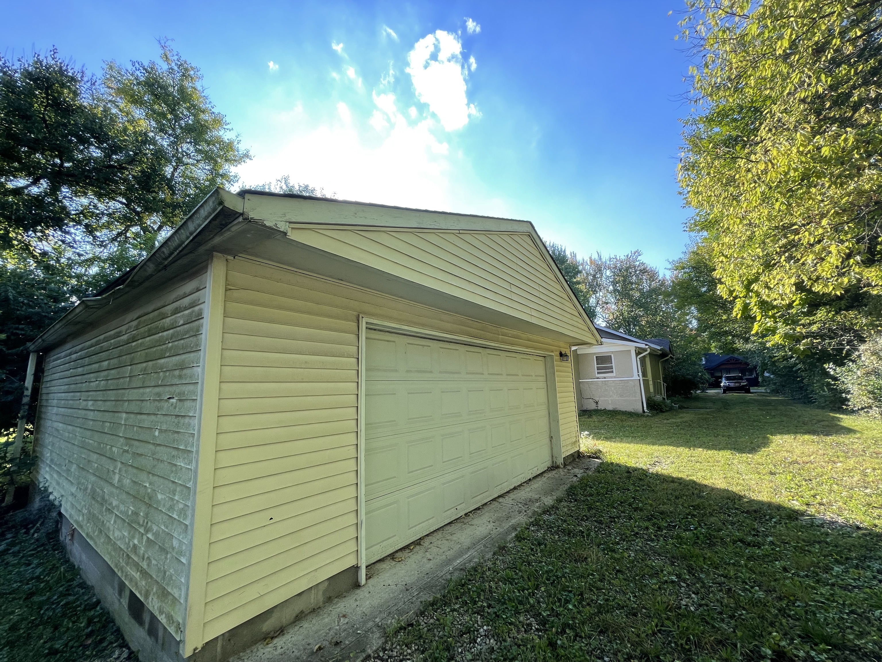 2216 Riviera Street Indianapolis, IN 46260 - Photo 8 of 18 Gallery Image 8
