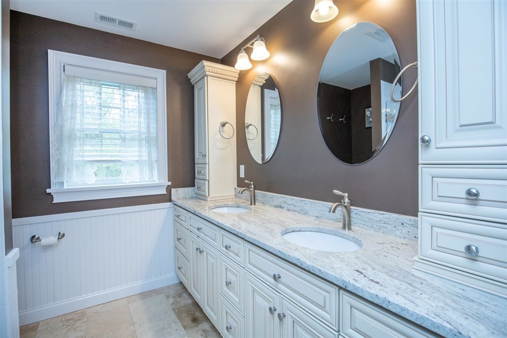 14 Eastern Avenue Burlington, MA 01803 - Photo 22 of 42