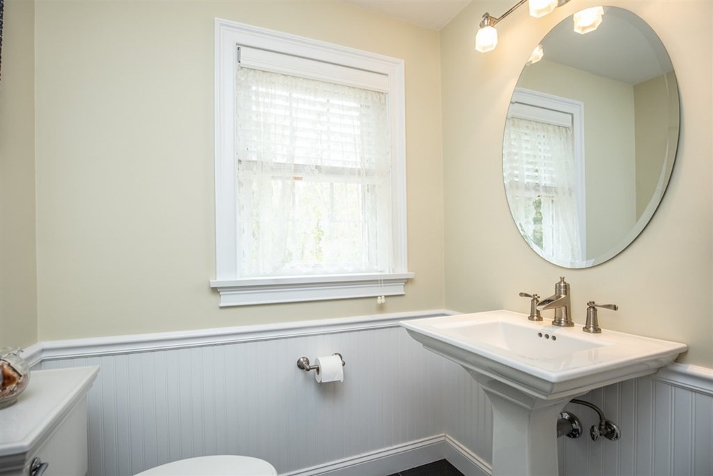 14 Eastern Avenue Burlington, MA 01803 - Photo 28 of 42