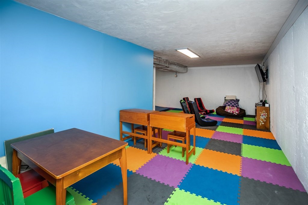 14 Eastern Avenue Burlington, MA 01803 - Photo 33 of 42