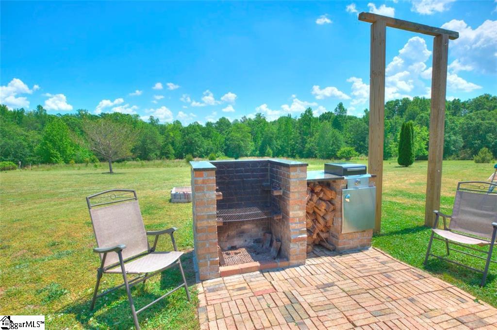 3634 Old Williamston Road Belton, SC 29627 - Photo 31 of 36 Outside BBQ
