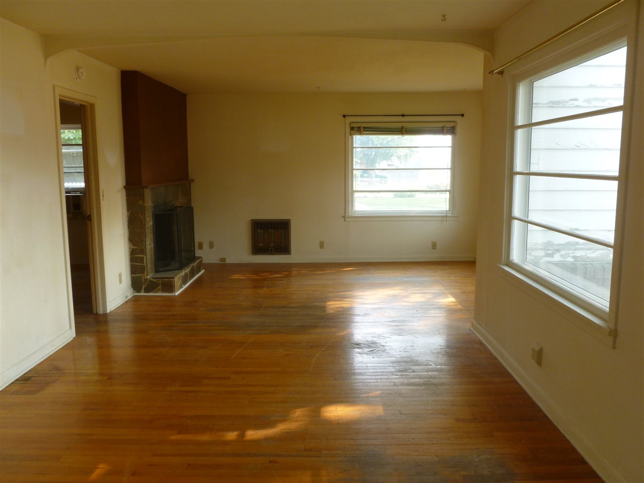 114 North Bannen Road Spokane Valley, WA 99216 - Photo 3 of 16