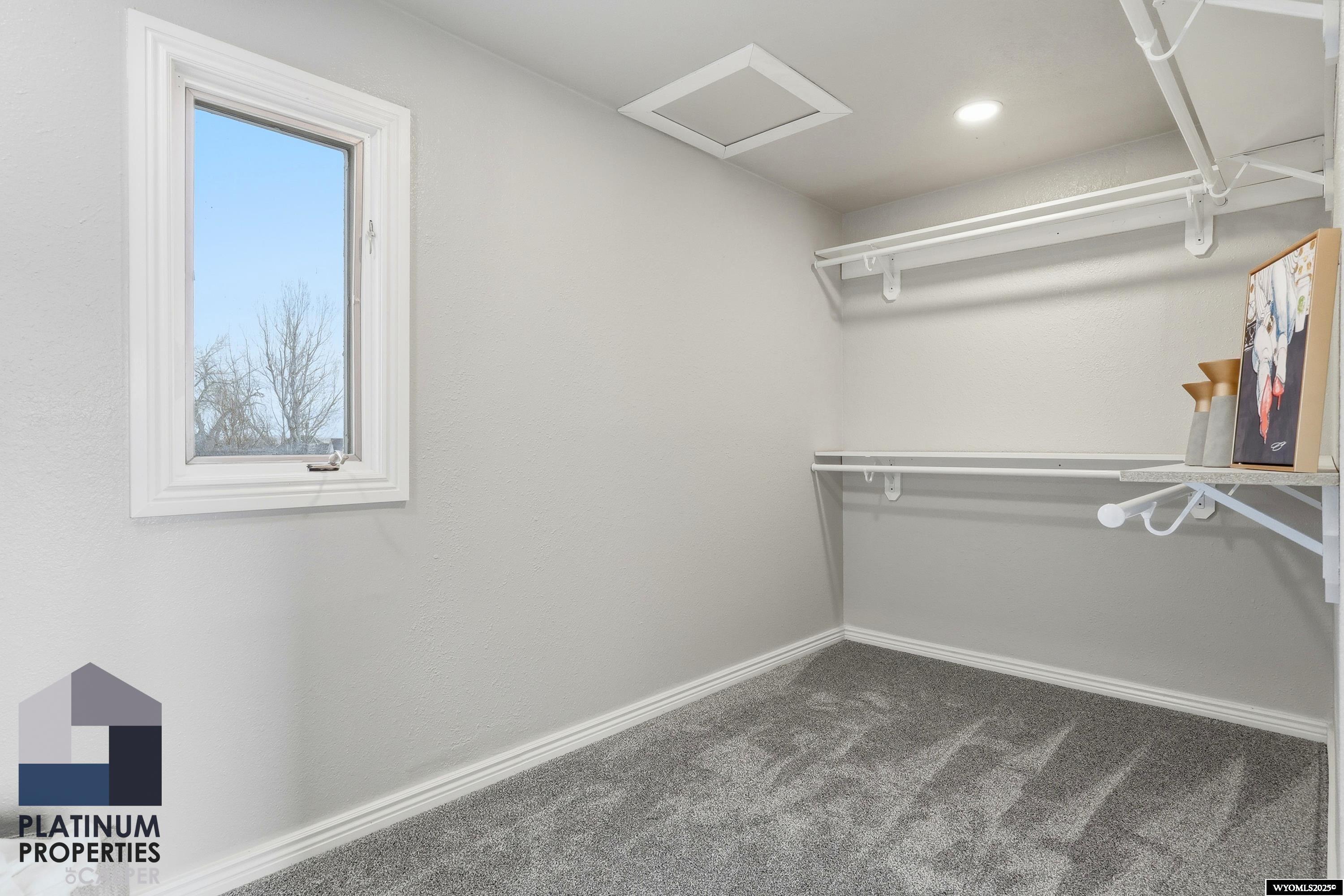 1421 Newport Casper, WY 82609 - Photo 16 of 24