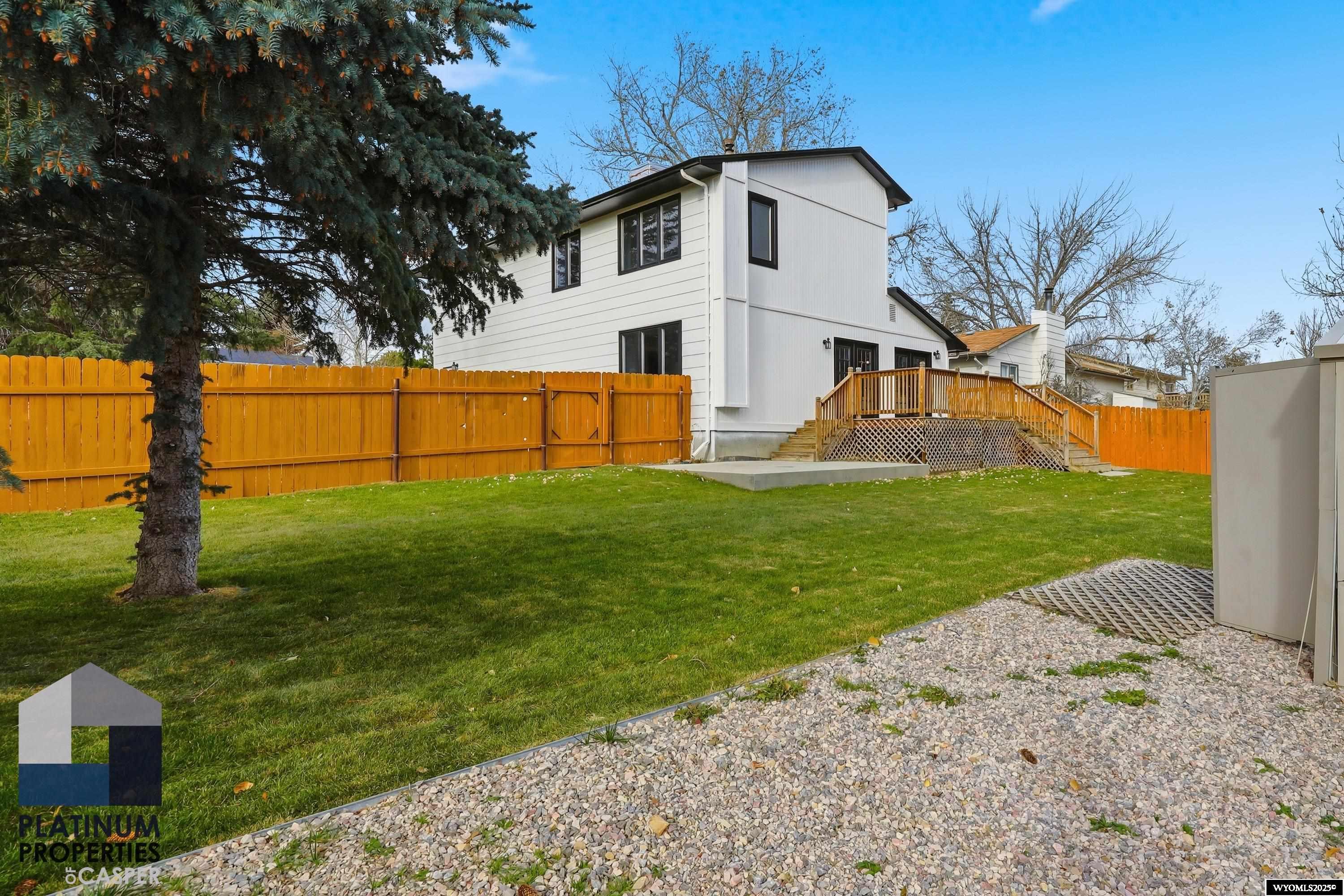 1421 Newport Casper, WY 82609 - Photo 22 of 24