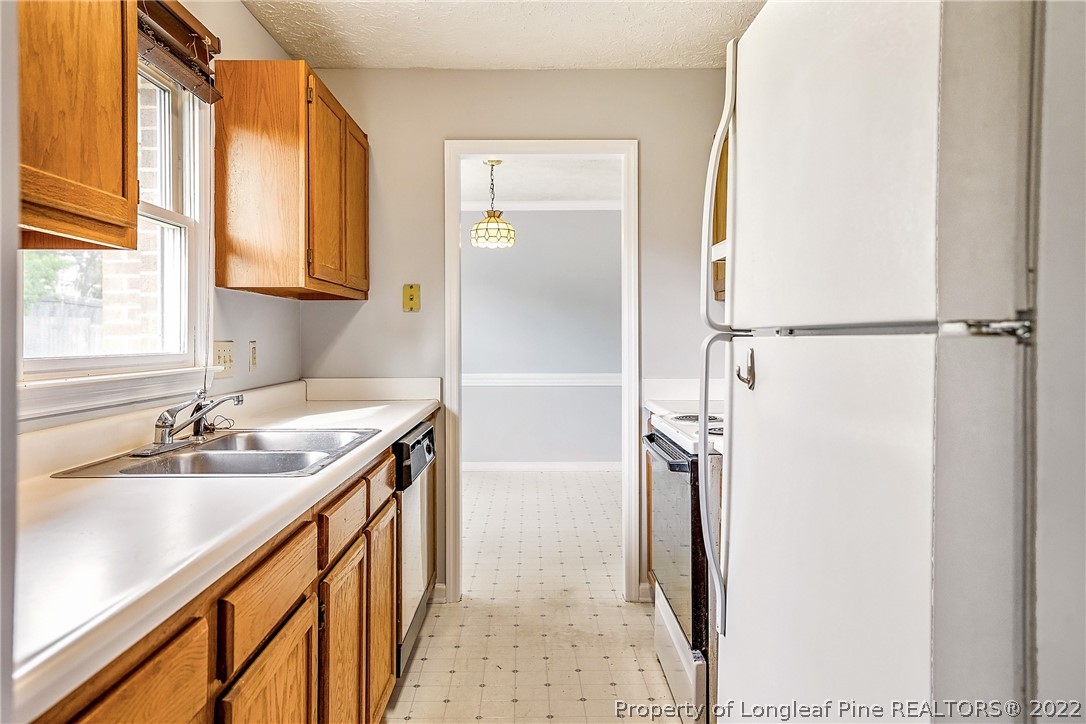 5045 Summer Ridge Road Fayetteville, NC 28303 - Photo 10 of 21 Gallery Image 10