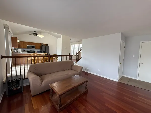 $364,998 | 1706 Quinn Drive, Plainfield, IL 60586