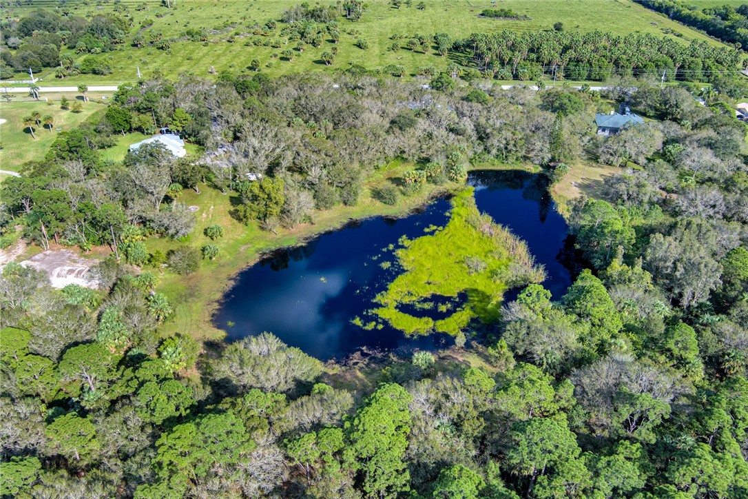 2465 Johnston Road Fort Pierce, FL 34951 - Photo 10 of 17