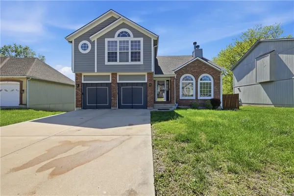$279,950 | 12308 Corrington Avenue, Grandview, MO 64030
