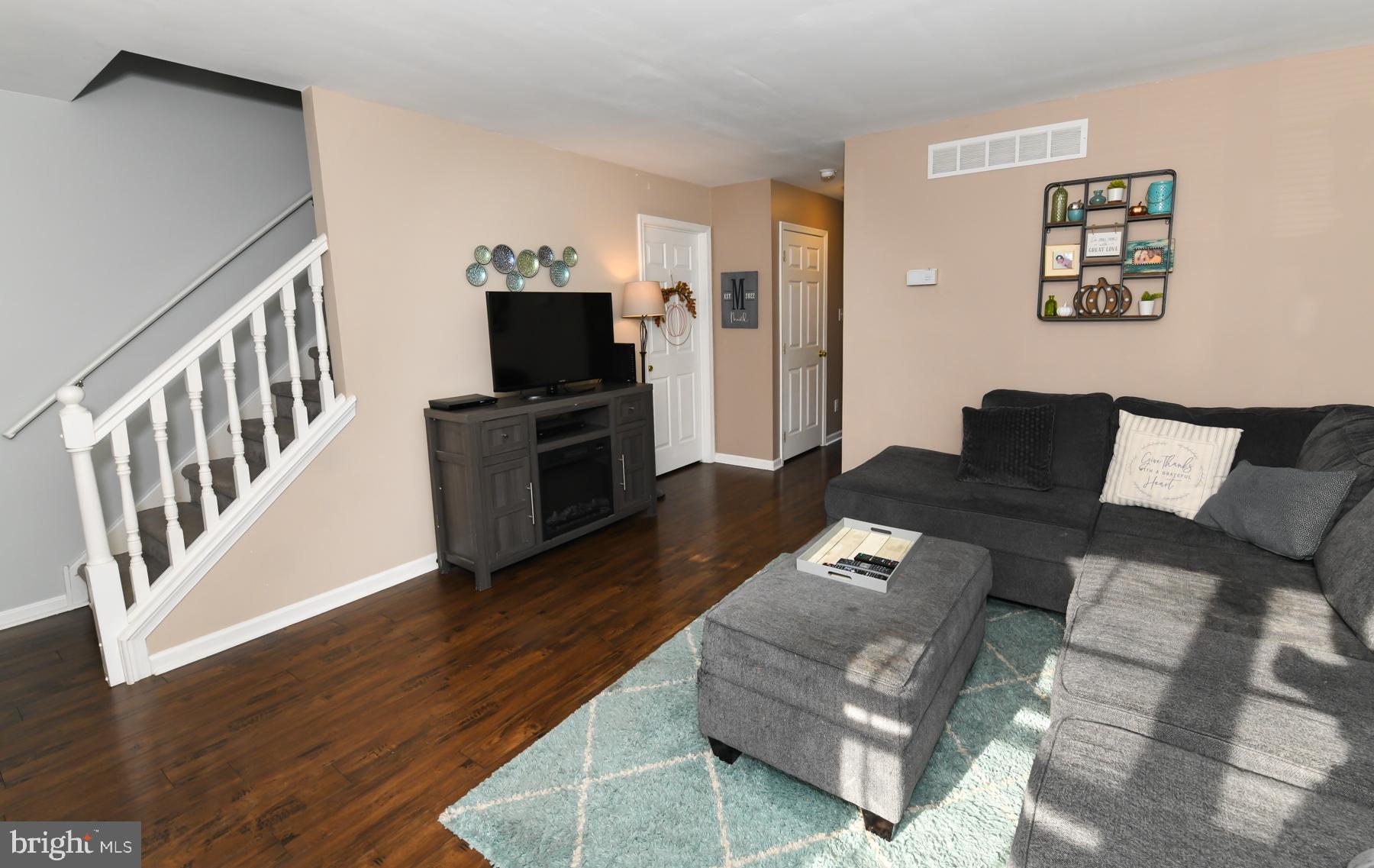19 Millstream Road Laurel Springs, NJ 08021 - Photo 3 of 16