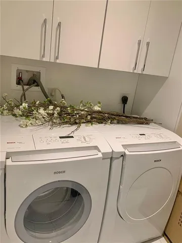 a close view of sink