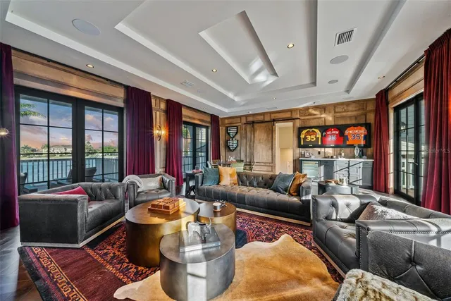 $9,150,000 | 535 70th Street, Holmes Beach, FL 34217