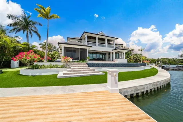 $9,150,000 | 535 70th Street, Holmes Beach, FL 34217