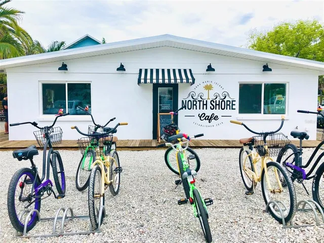 $9,150,000 | 535 70th Street, Holmes Beach, FL 34217