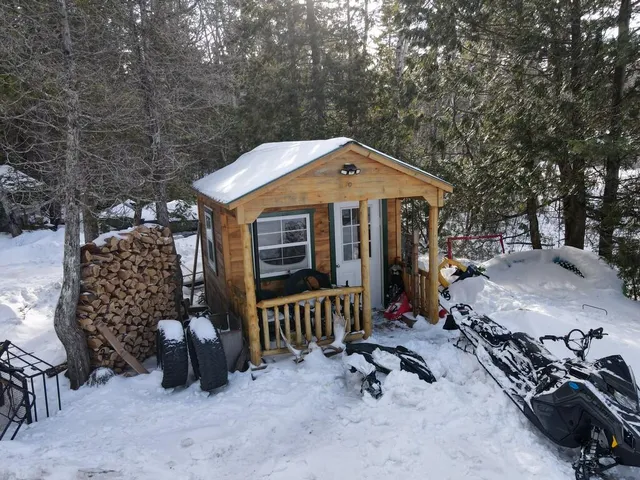 $449,900 | 32 Greystone Lane, Millinocket, ME 04462