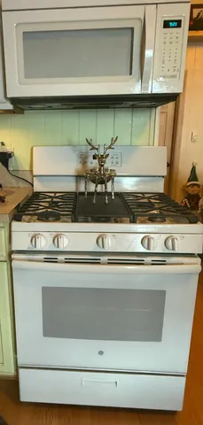 $449,900 | 32 Greystone Lane, Millinocket, ME 04462