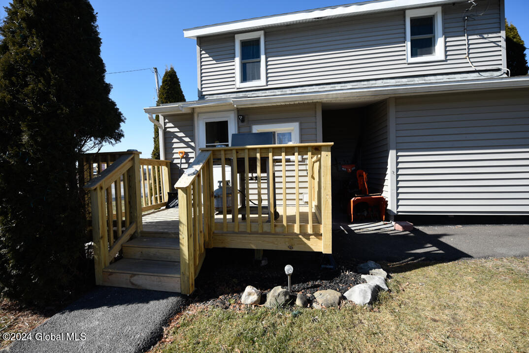 1530 Rte 9W Bethlehem, NY 12158 - Photo 8 of 31 Entry