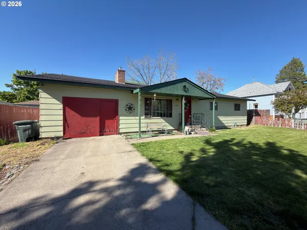 $254,900 | 1303 W Avenue, La Grande, OR 97850