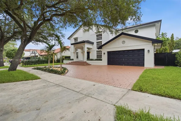 $6,500 | 8320 Northwest 167th Terrace, Miami Lakes, FL 33016