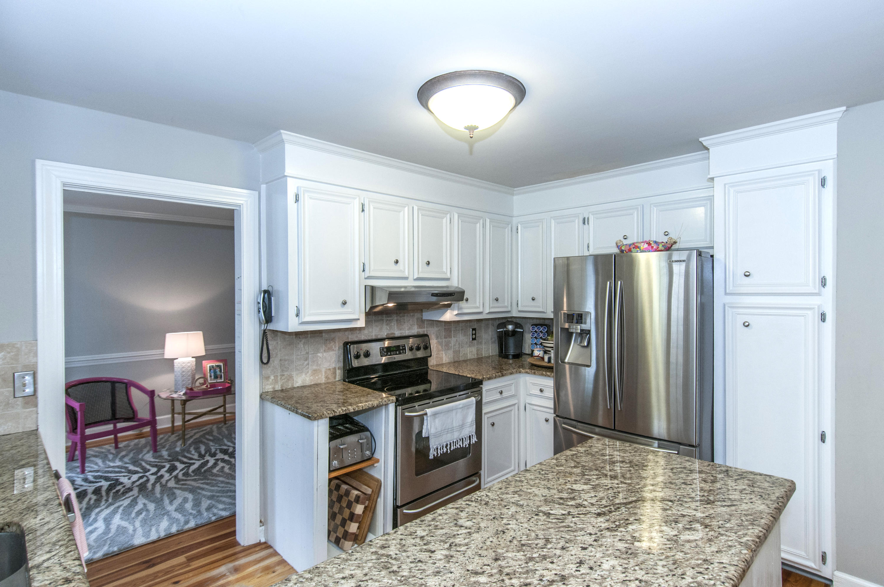 734 Milldenhall Road Mount Pleasant, SC 29464 - Photo 9 of 38 9