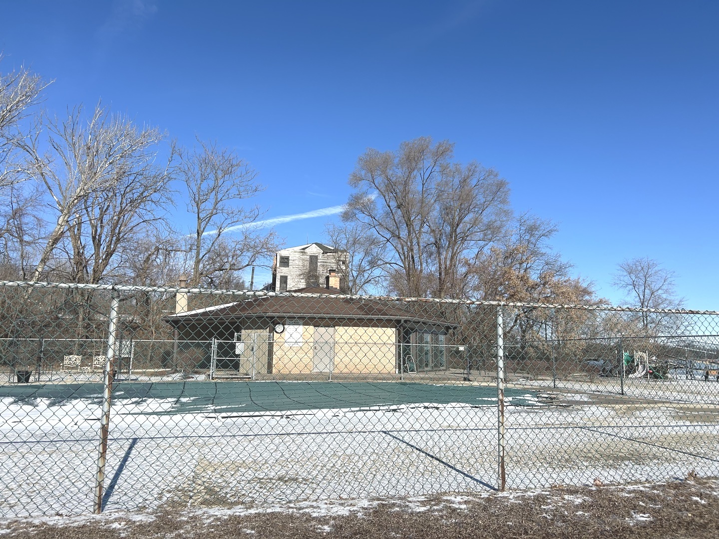 53 Mariner Lane North, Unit 53 Fox Lake, IL 60020 - Photo 25 of 30 a view of a street with a building in the background