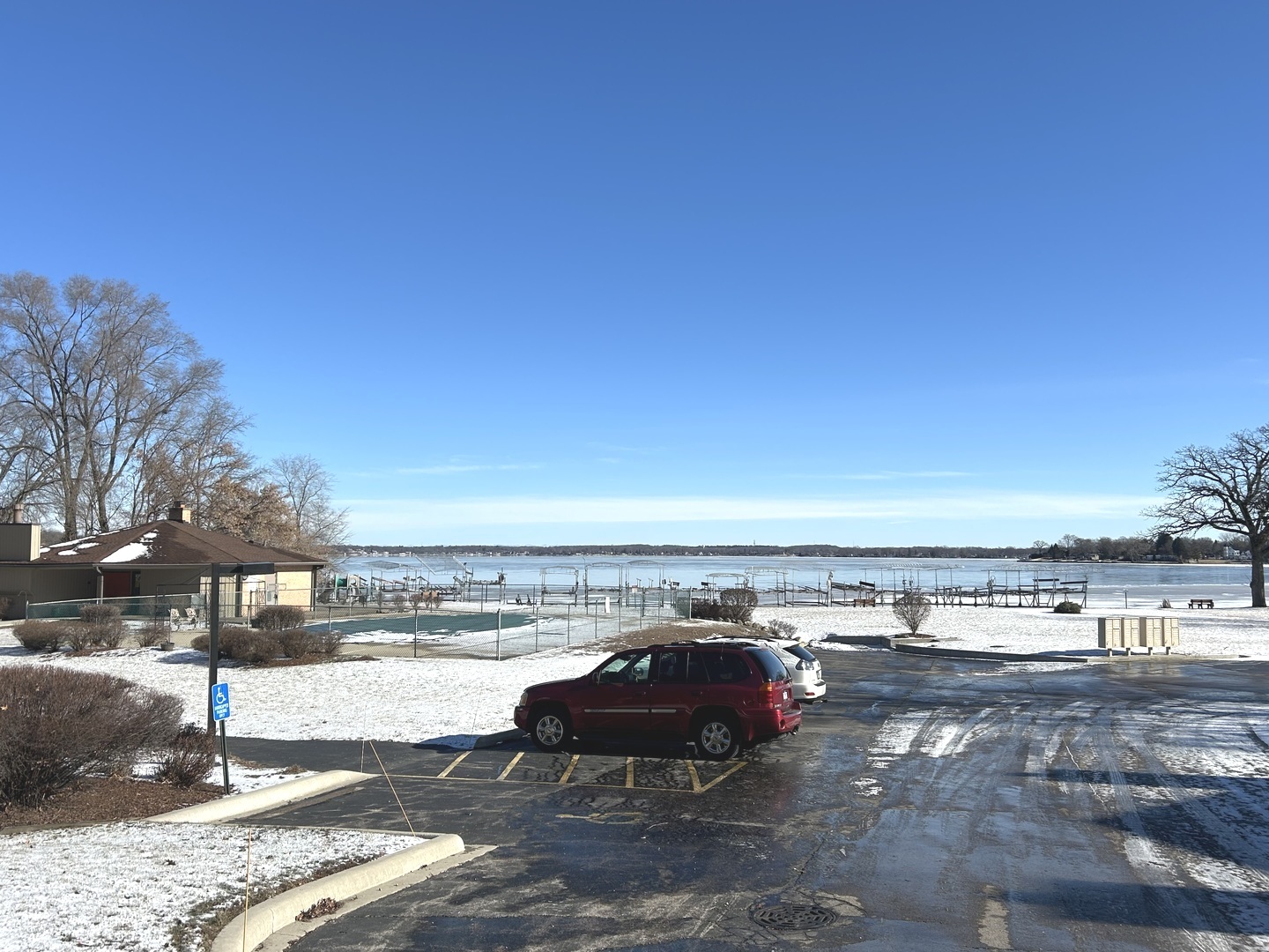 53 Mariner Lane North, Unit 53 Fox Lake, IL 60020 - Photo 29 of 30 a view of a swimming pool with an outdoor seating