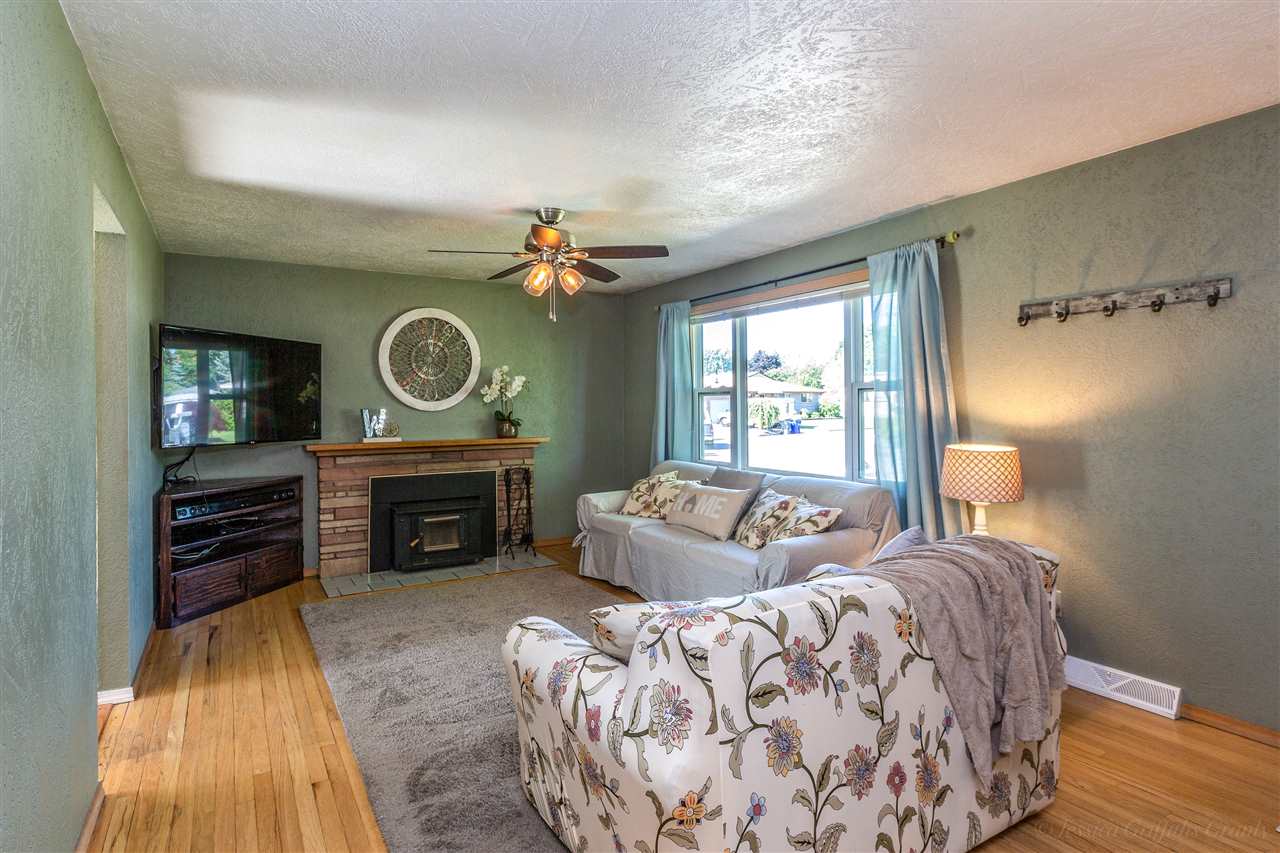 1319 South Reeves Road Spokane Valley, WA 99206 - Photo 3 of 20